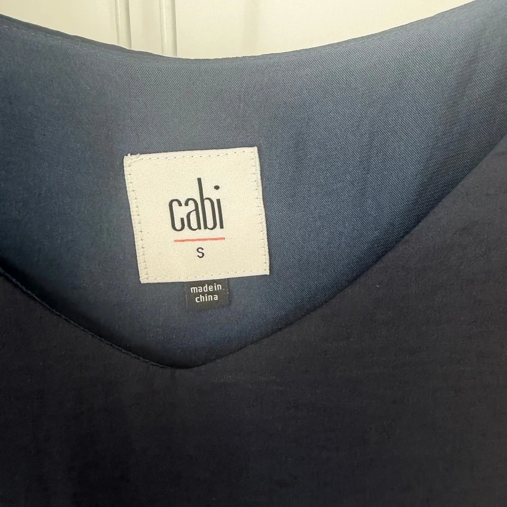 Cabi Ruffle Strap Tank Top Womens Small Navy Blue Layered V-Neck Ruffle Staple
